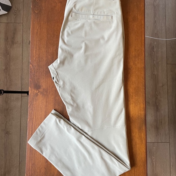 Lululemon – Commission Pant Classic – Waist 28" - Picture 3 of 9